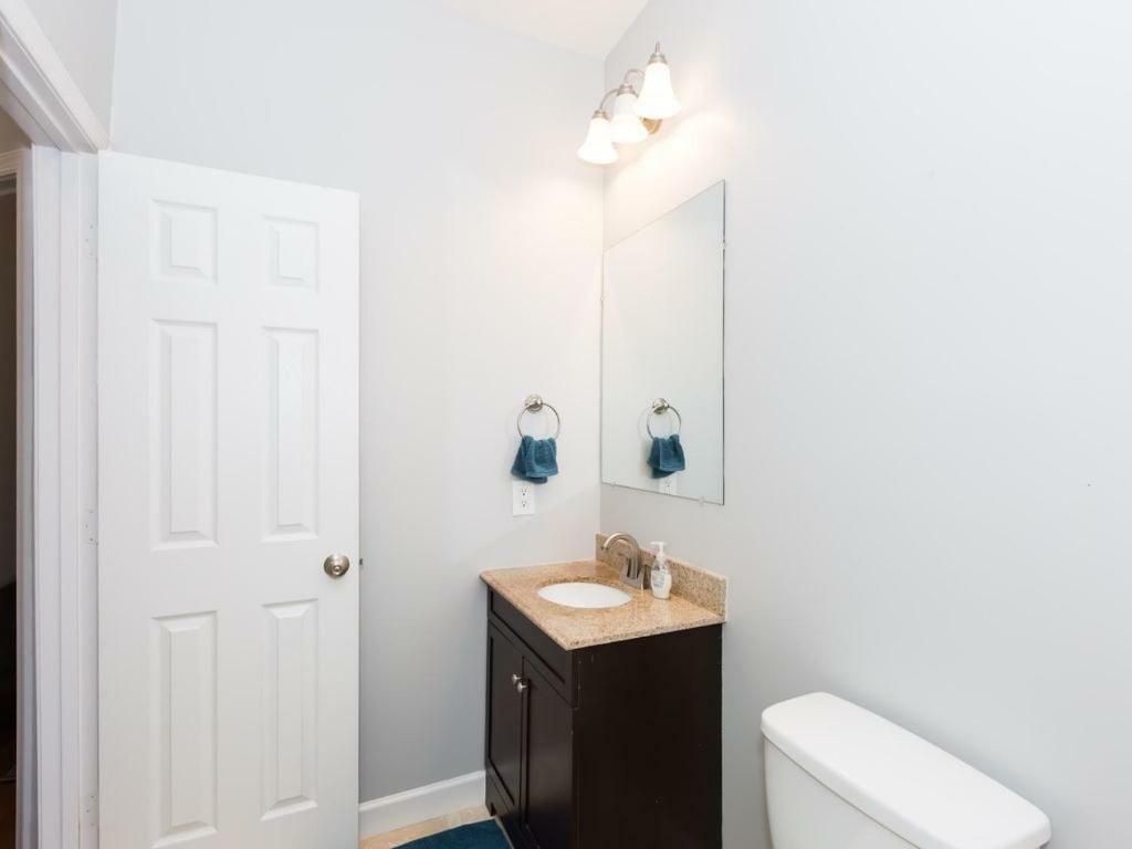 Steps To Convention Center, Downtown Dc, And Metro Station: Private And Comfortable Bedroom/Bathroom Washington Exteriér fotografie